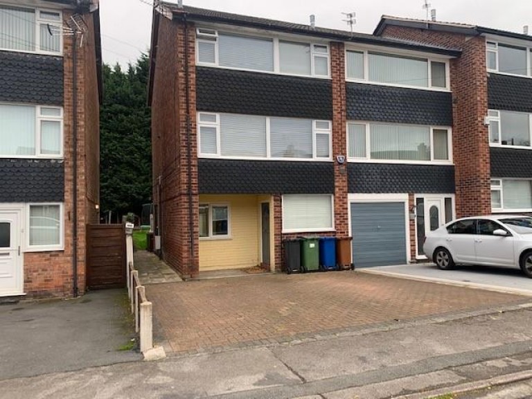 92a Crantock Drive Heald Green Cheshire