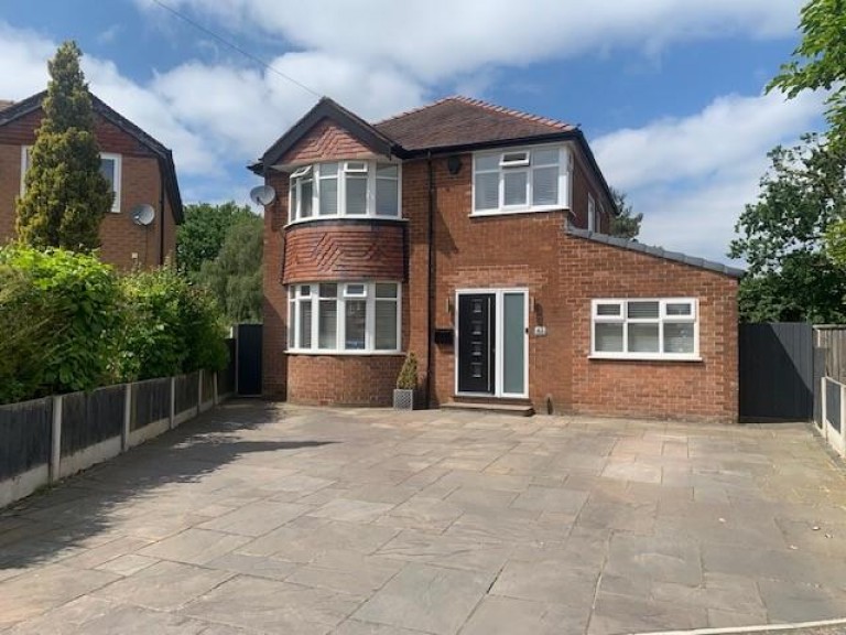 Lincoln Avenue, Heald Green