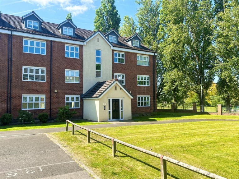 Hall Lane, Baguley, Manchester