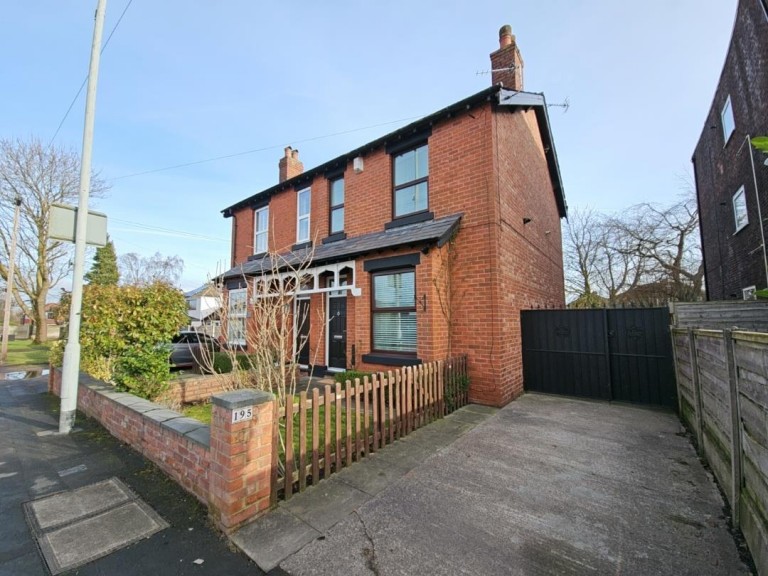 Wilmslow Road, Heald Green