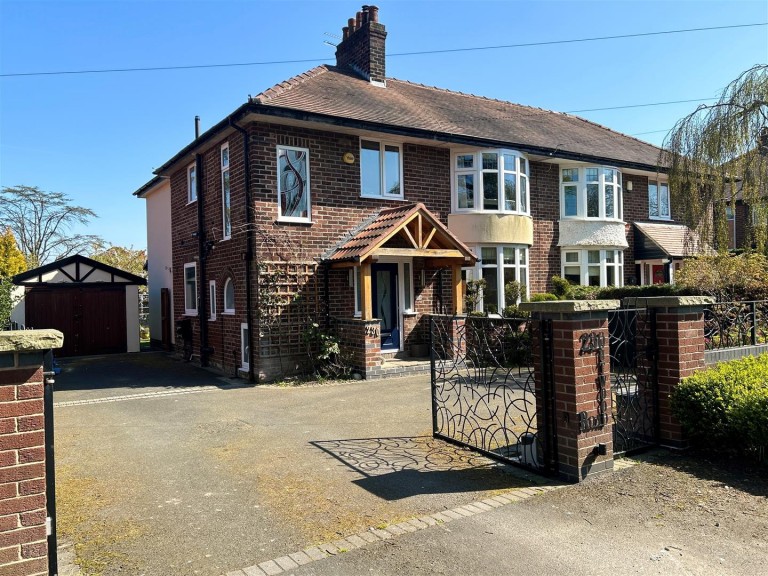Outwood Road, Heald Green