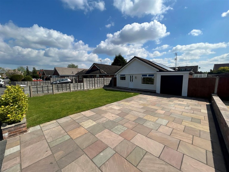Oakdale Drive, Heald Green, Cheadle