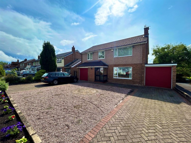 St. Anns Road North, Heald Green