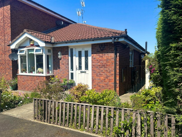 Deanwater Court, Heald Green