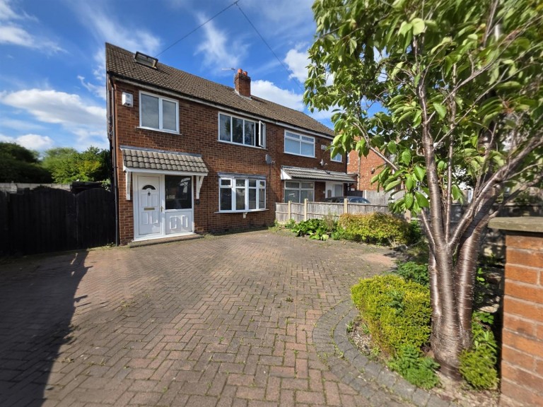 Finney Lane, Heald Green