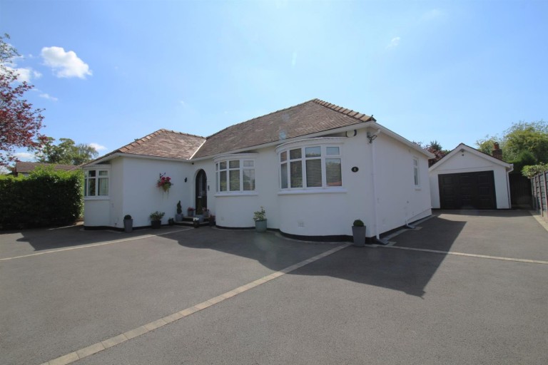 Motcombe Grove, Heald Green