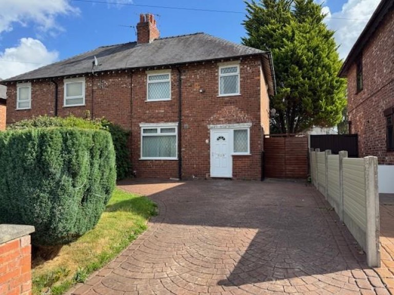 11 West AvenueHeald GreenCheshire