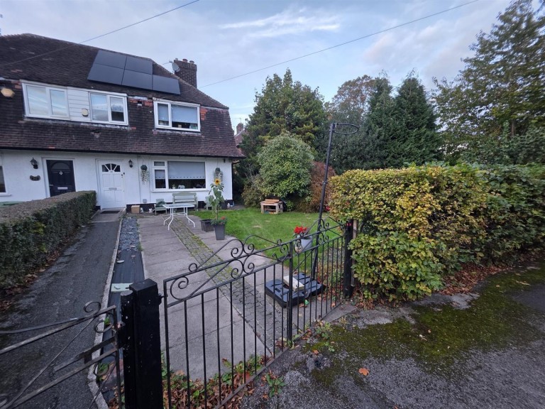 Hall Lane, Baguley, Manchester