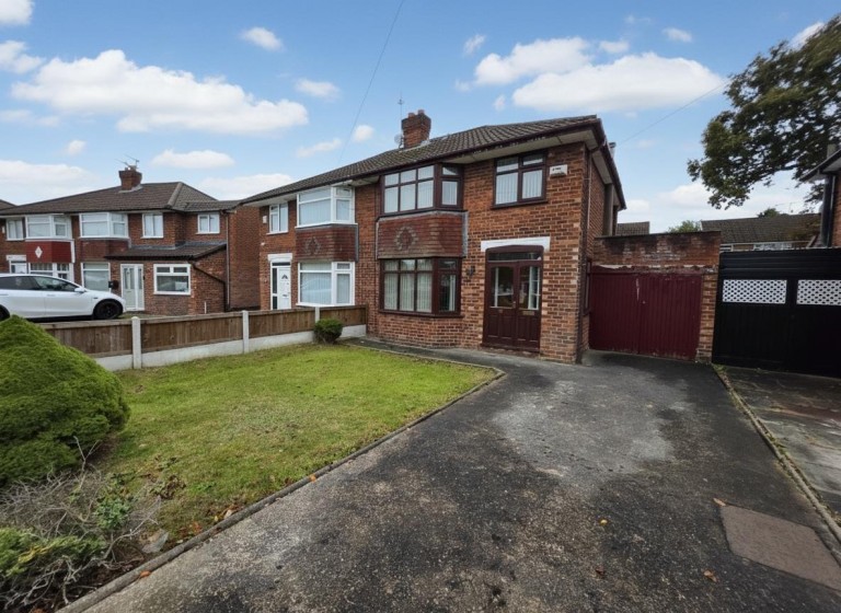 Queensway, Heald Green