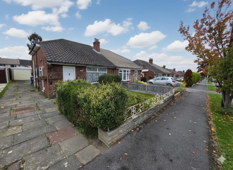 Queensway, Heald Green