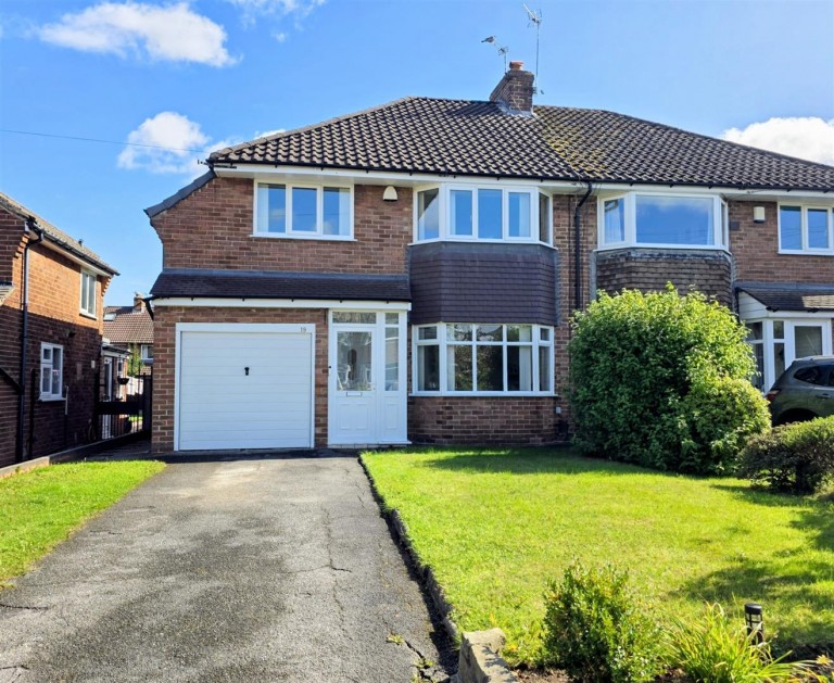 Kirkham Road, Heald Green