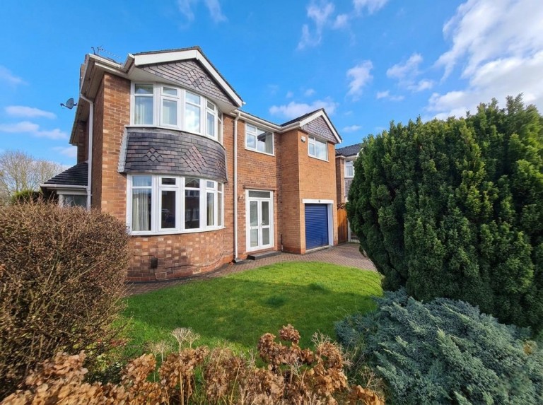 New Hall Avenue, Heald Green