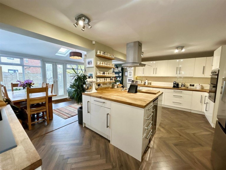 Ashdale Drive, Heald Green, Cheadle