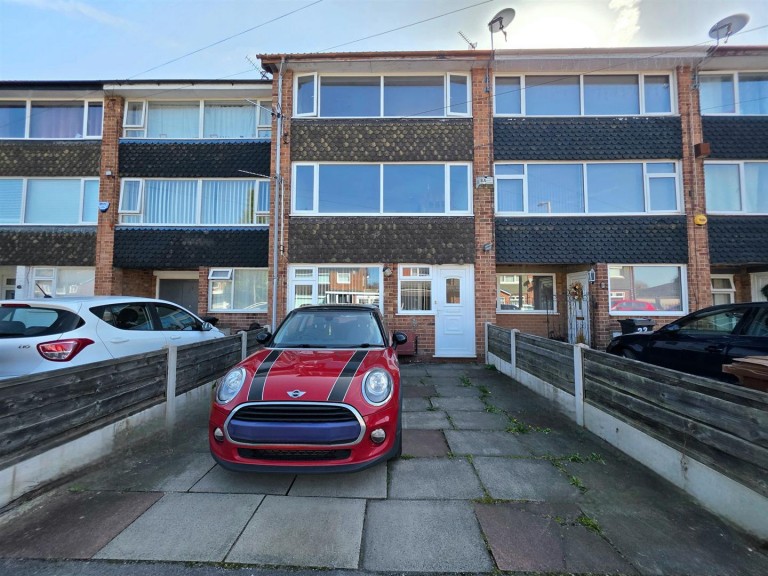 Baslow Drive, Heald Green