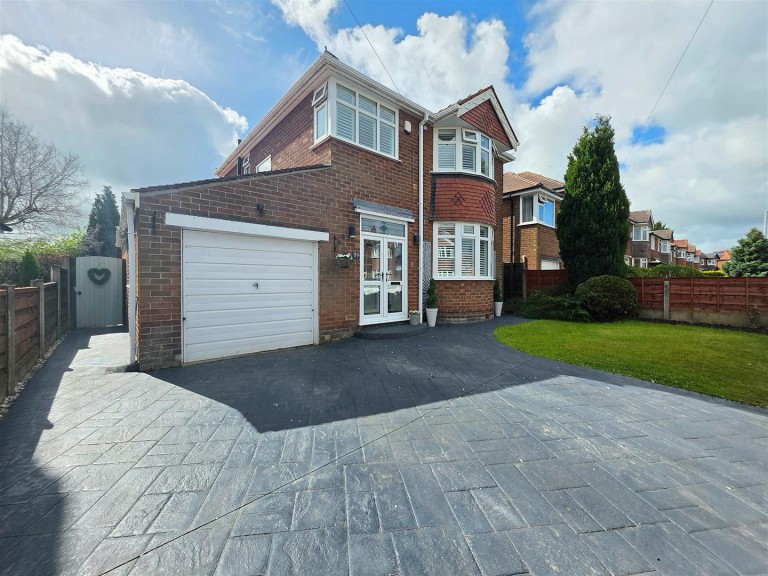Drayton Drive, Heald Green