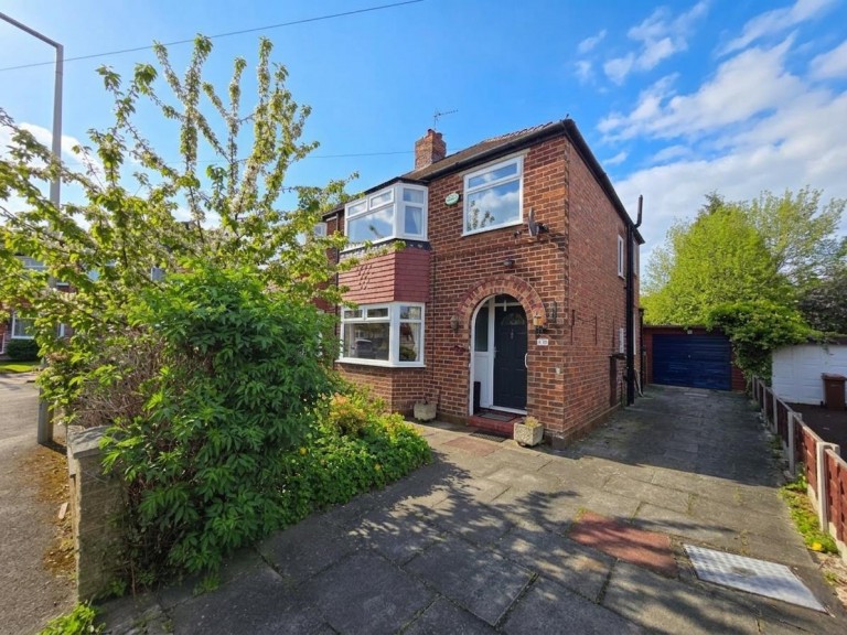 Davies Avenue, Heald Green