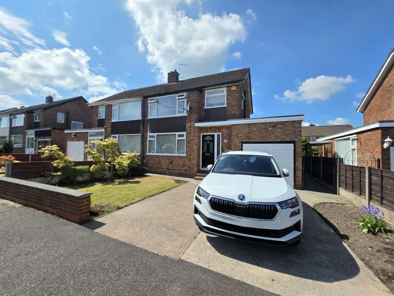 East Avenue, Heald Green