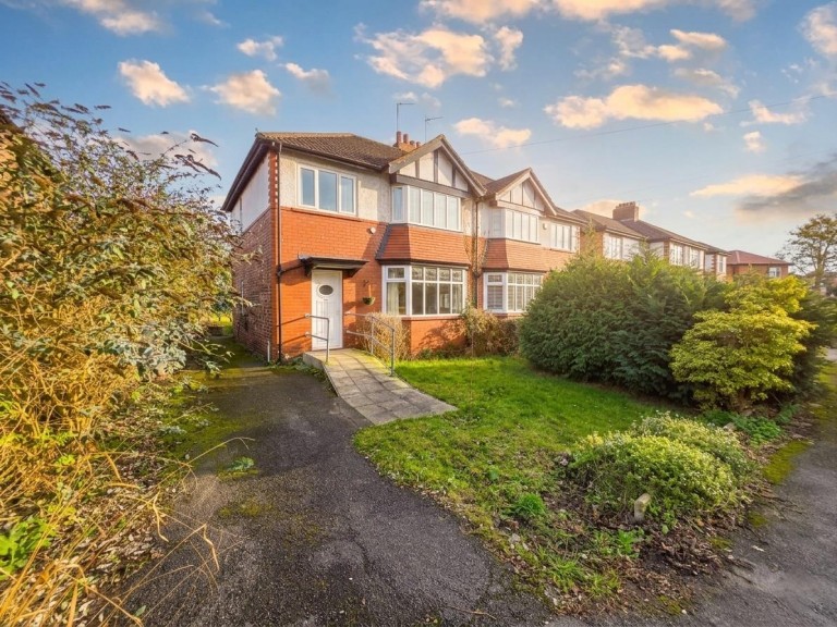 Green Drive, Timperley