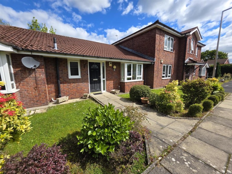 Viscount Drive, Heald Green