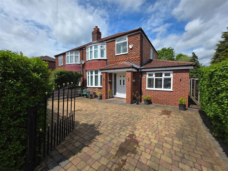 Eastleigh Road, Heald Green