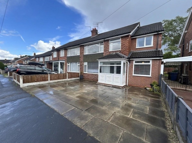 Baslow Drive, Heald Green, Cheadle