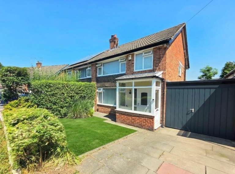 Baslow Drive, Heald Green